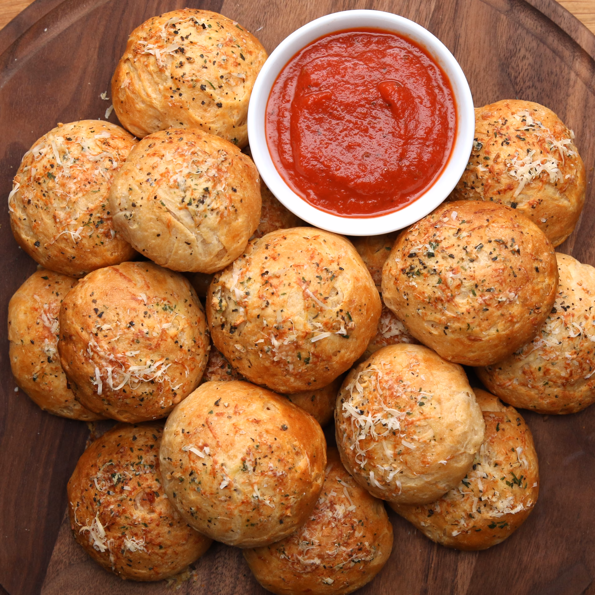 Are pepperoni pizza bombs easy?
