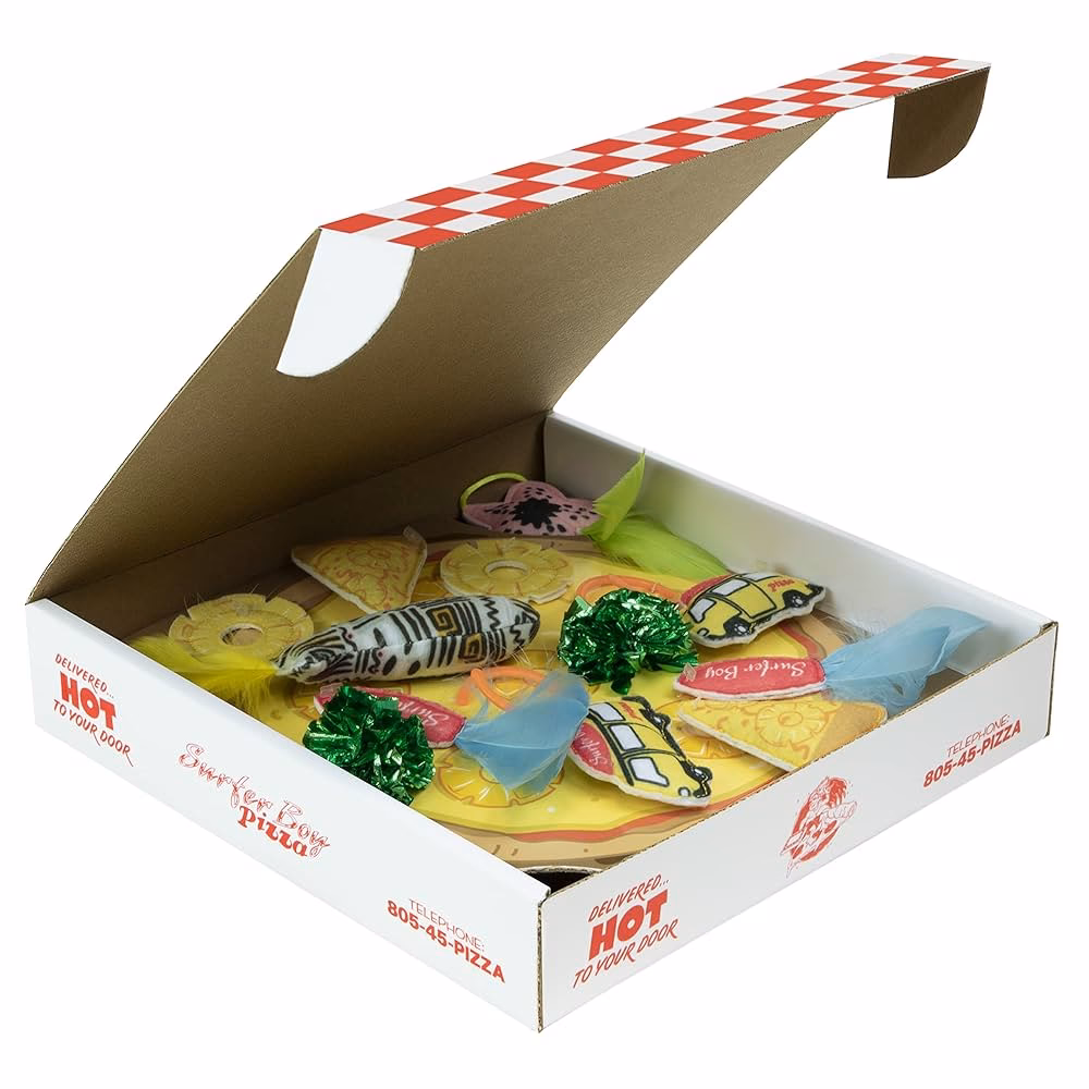 Who is Candy the cat in five nights at Candy?