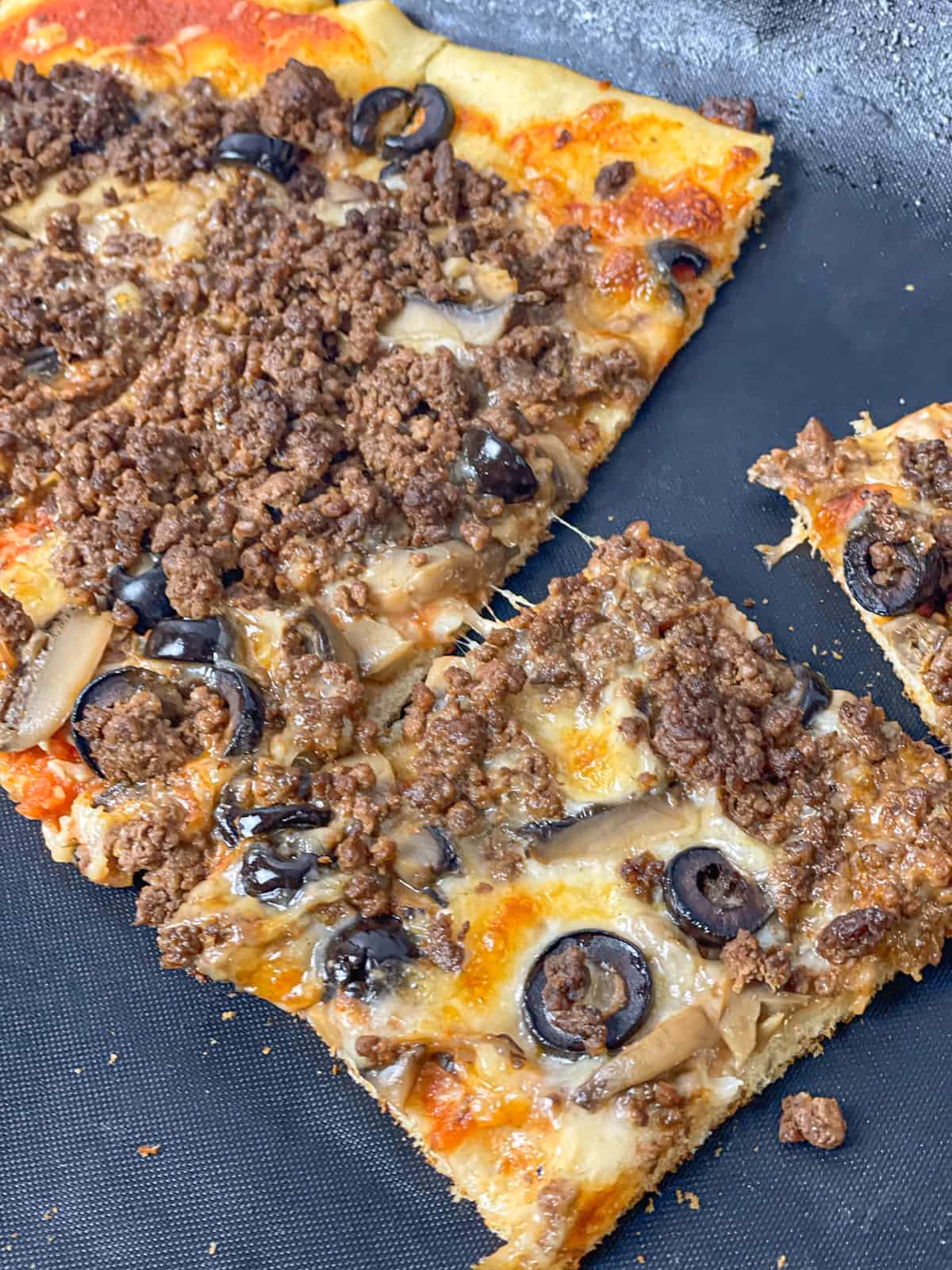 How do you make a good grilled pizza?