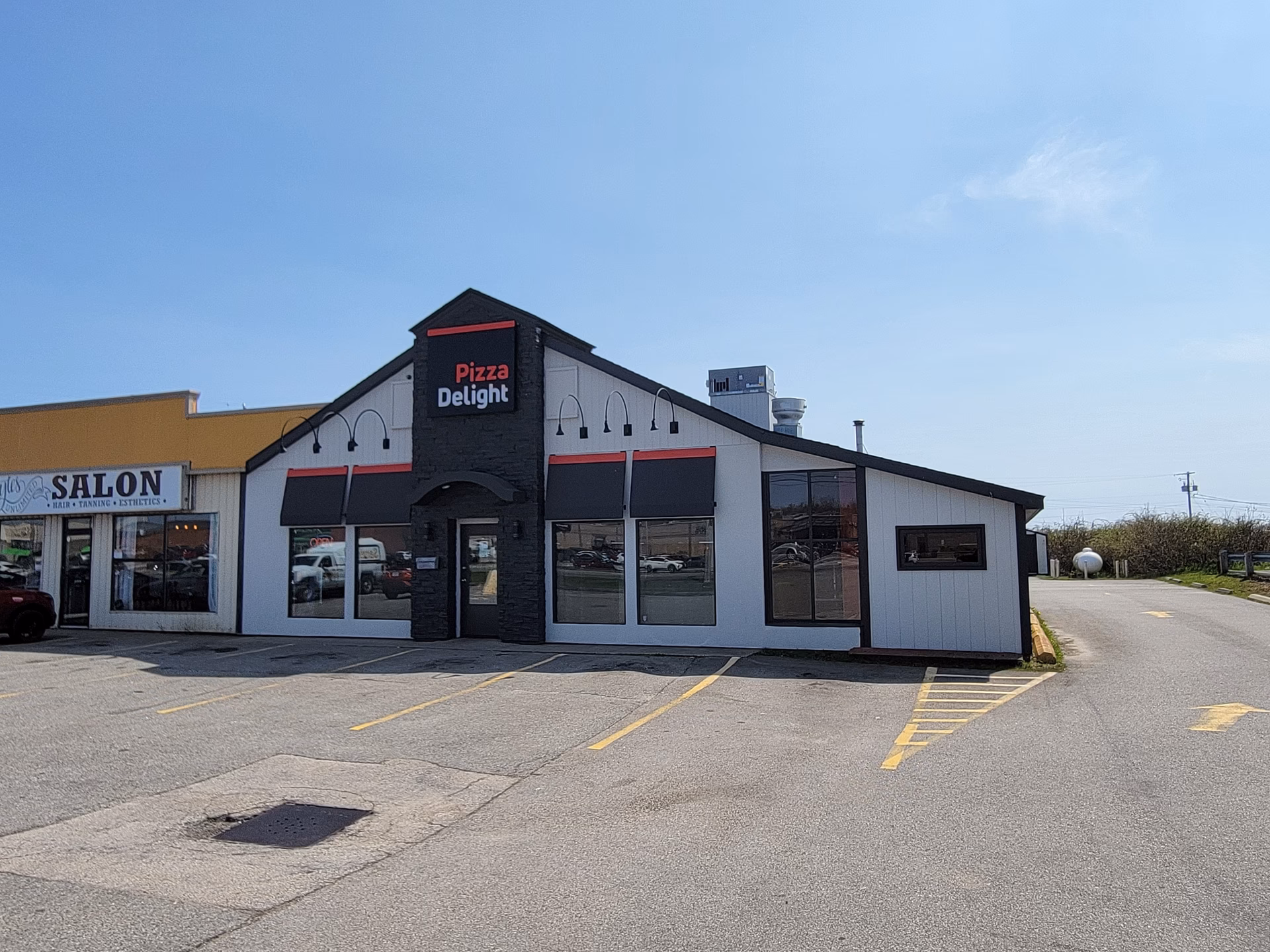 Is Pizza Delight a good place to eat in Halifax?