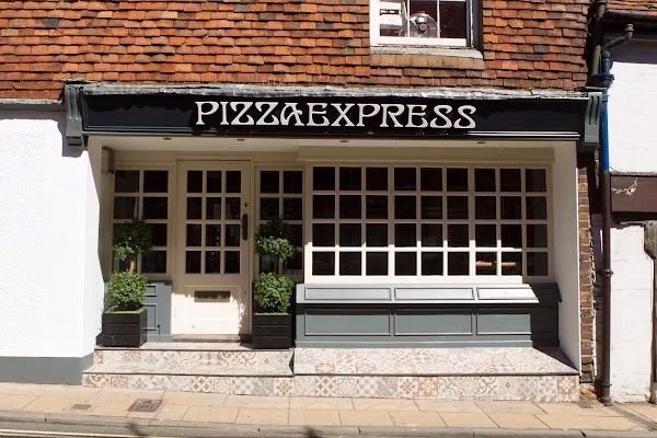 Is PizzaExpress pizza & pasta (Winchester High Street) delivery available?