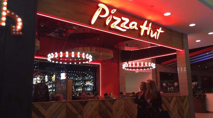 Does Pizza Hut have pizza at Union Square?
