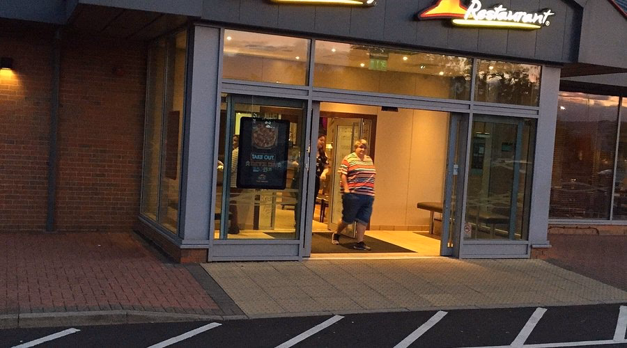 Where is Banbury Cross Hut?