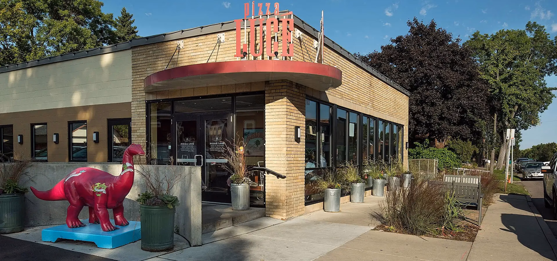 How do I get a Pizza Lucé gift card?