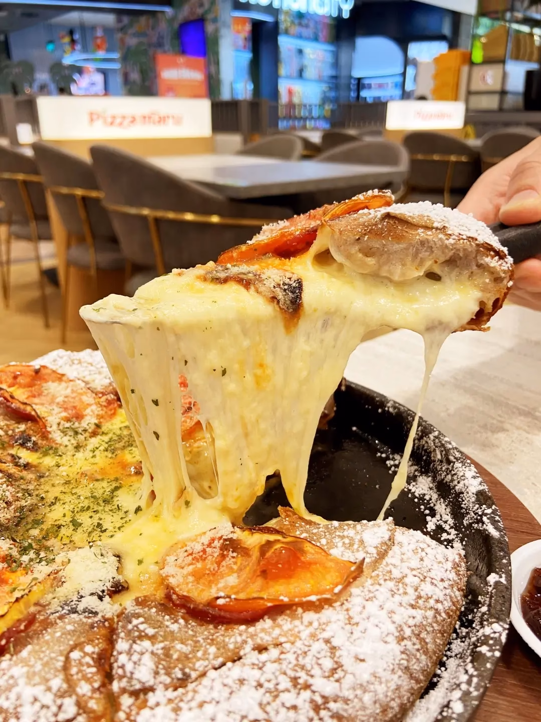 Is pizza Maru halal?