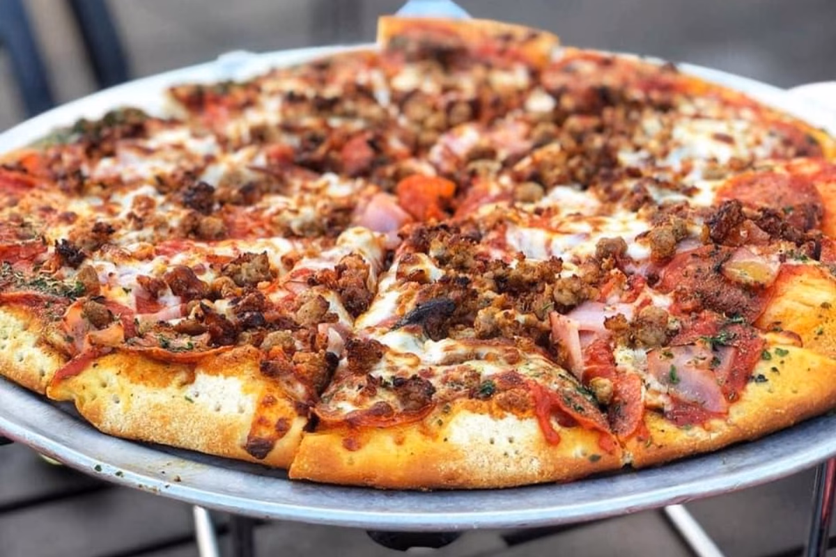 How much does Cicis Pizza cost in Pearland Texas?