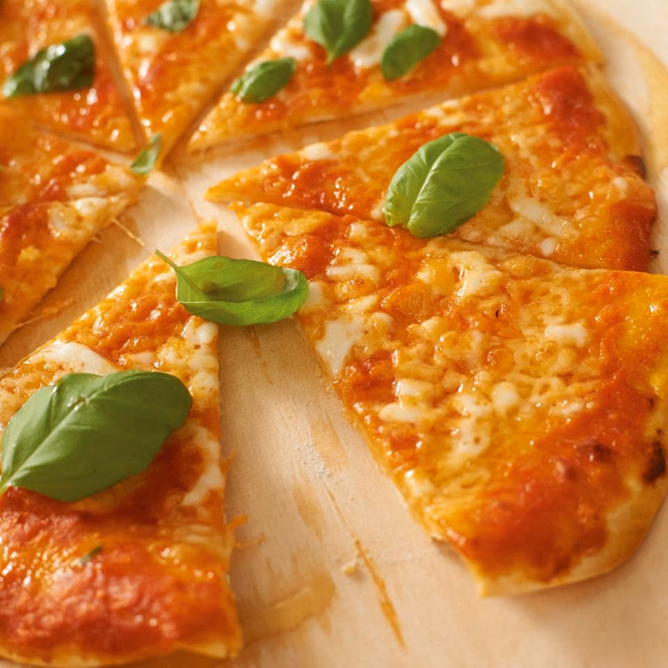 Wie belegt man eine Pizza?