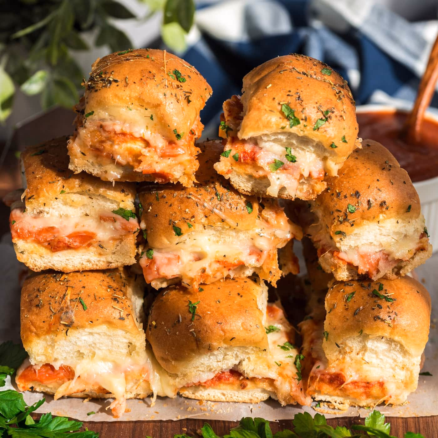 Are pizza sliders a good appetizer?