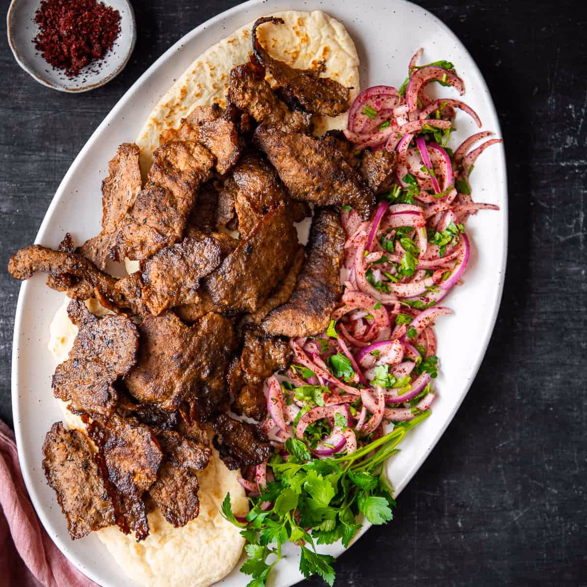 What can I eat with a döner kebab?