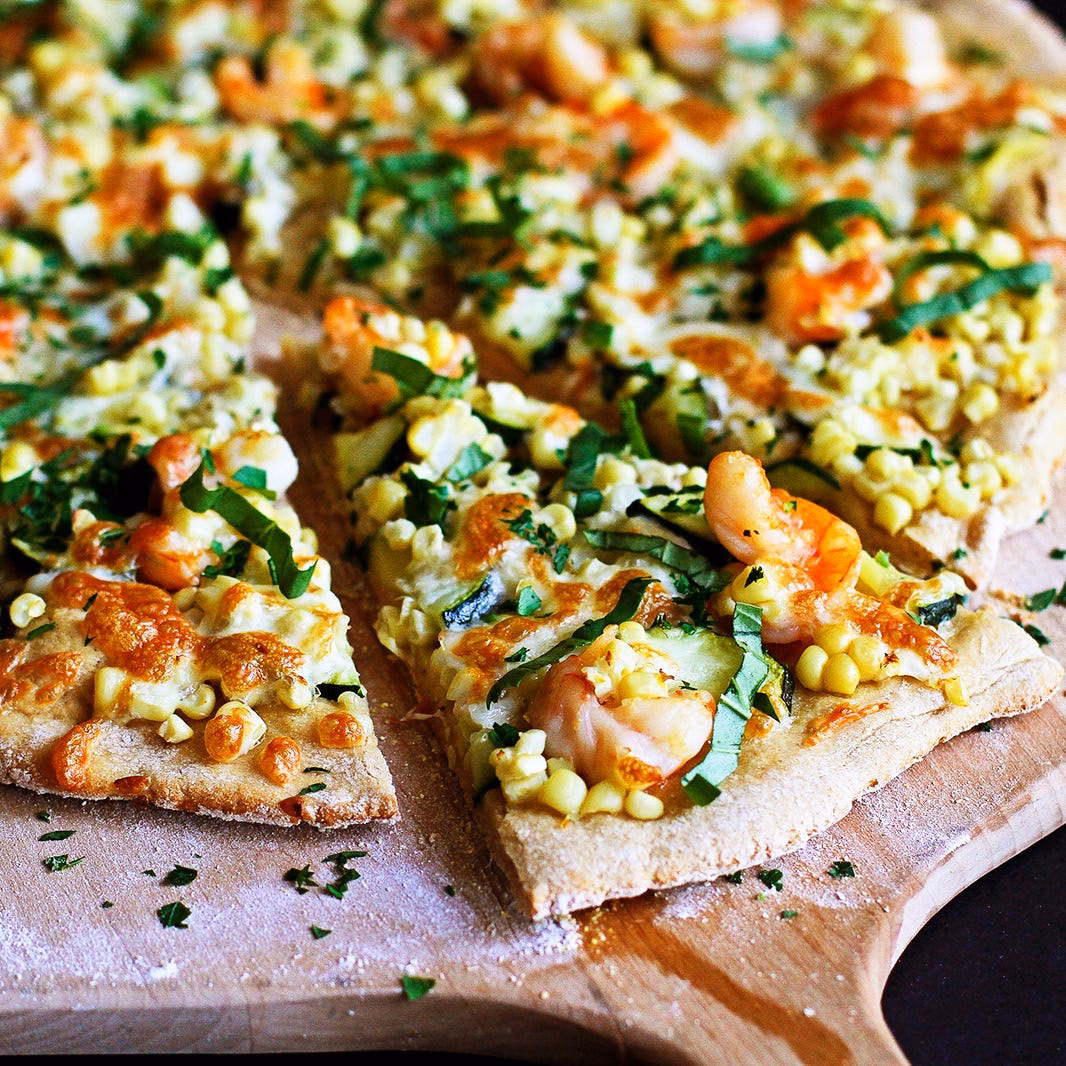 How long does it take to make shrimp pizza?