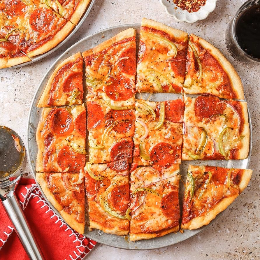 How do you make a St Louis style pizza?