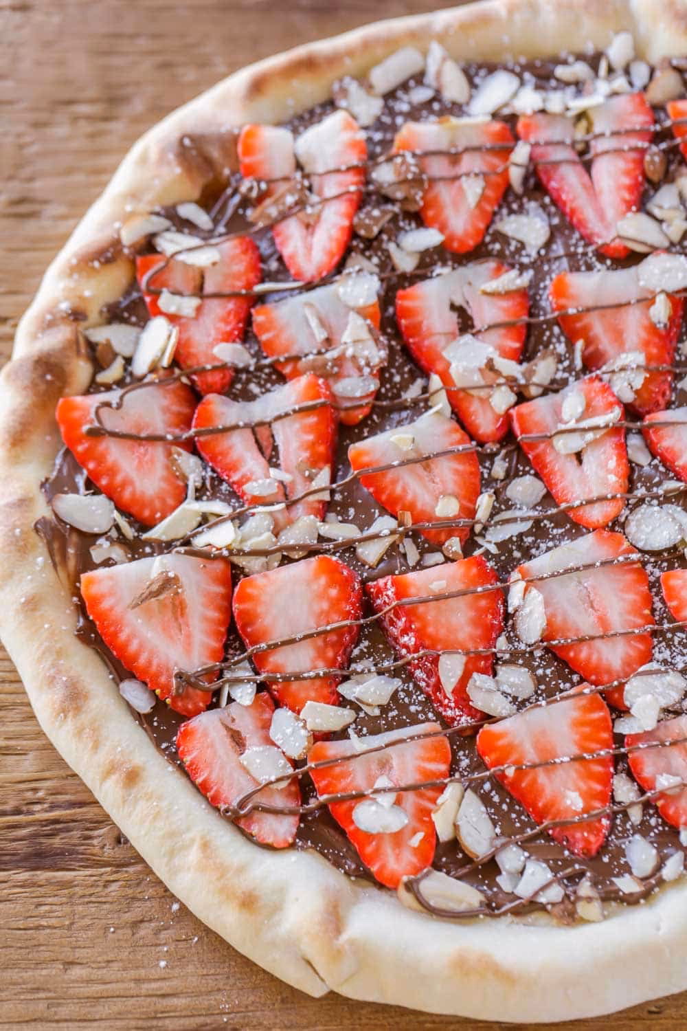 What does a dessert pizza taste like?