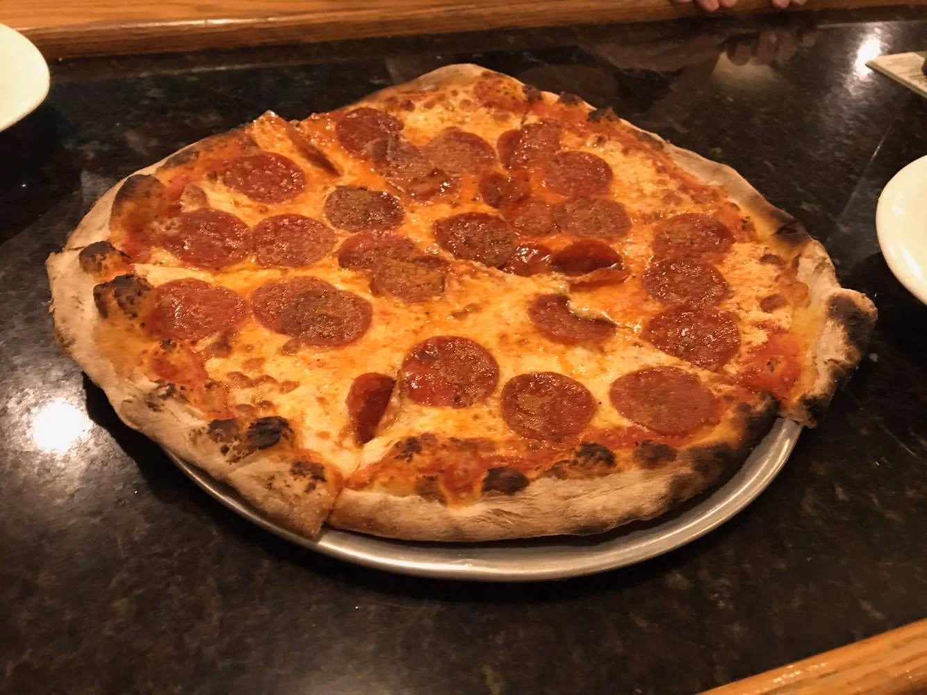 What to eat at Woody's pizza?